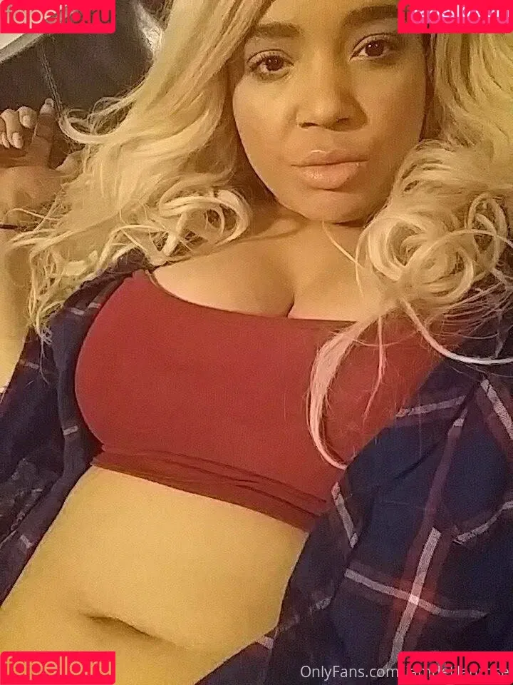 itslivsavage Onlyfans Photo Gallery 