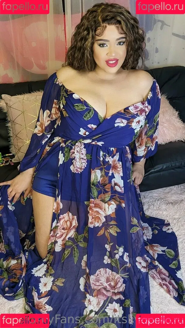itslivsavage Onlyfans Photo Gallery 