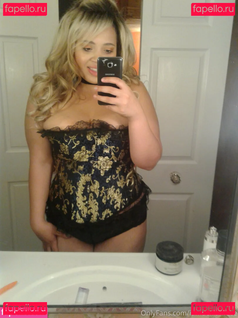 itslivsavage Onlyfans Photo Gallery 