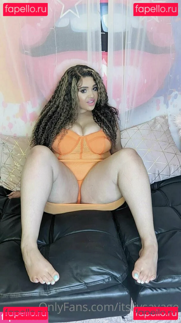 itslivsavage Onlyfans Photo Gallery 