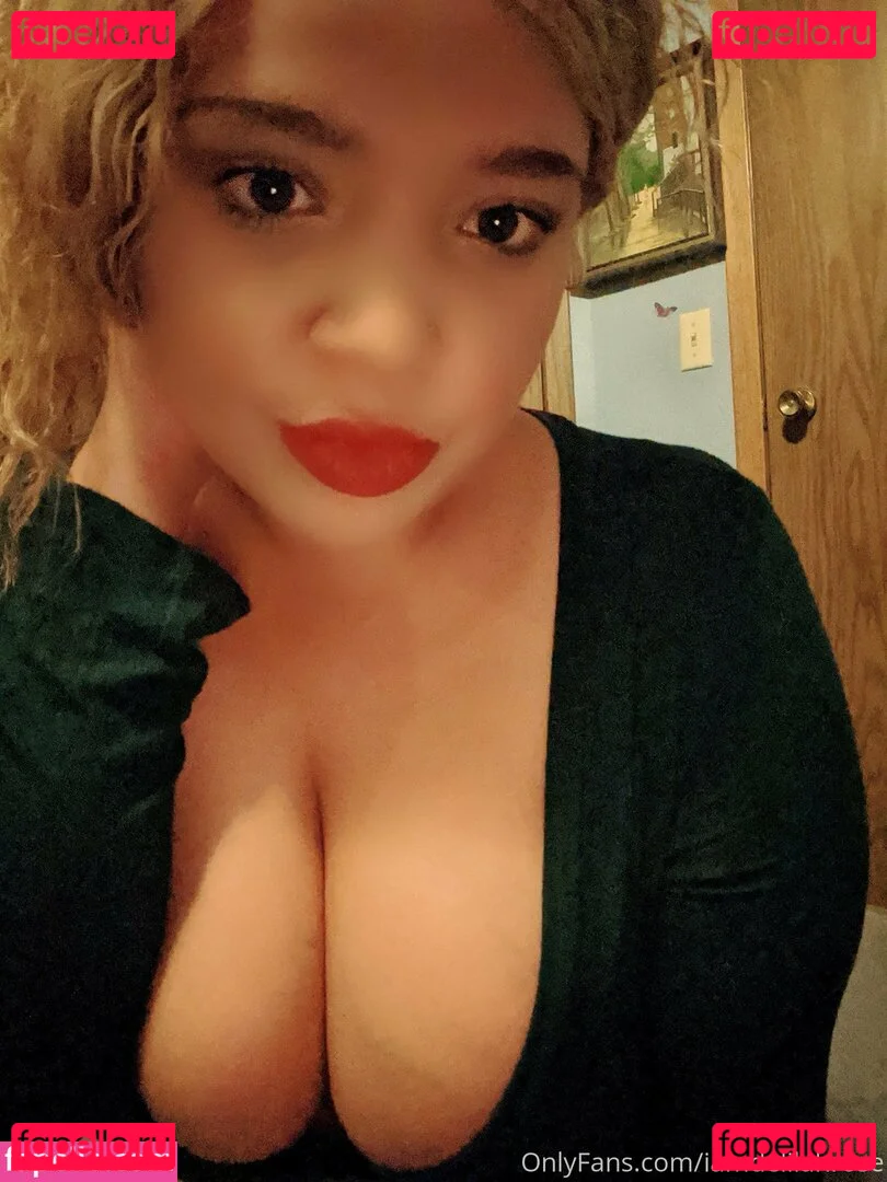 itslivsavage Onlyfans Photo Gallery 