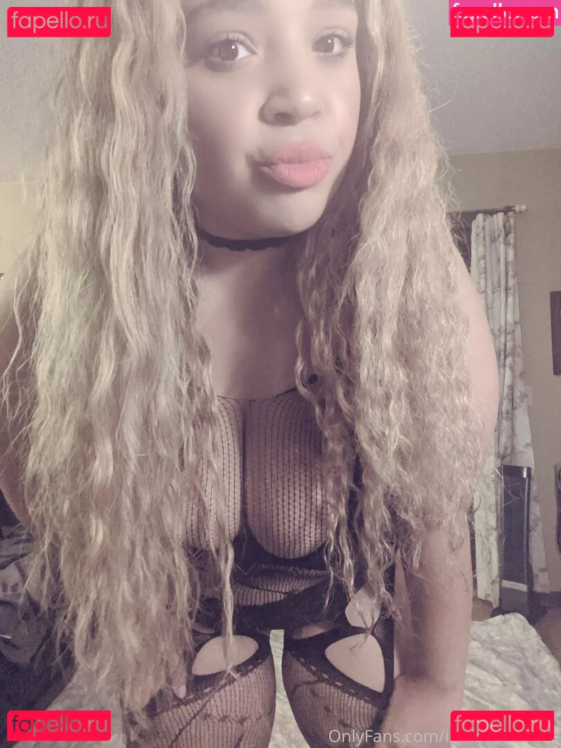 itslivsavage Onlyfans Photo Gallery 