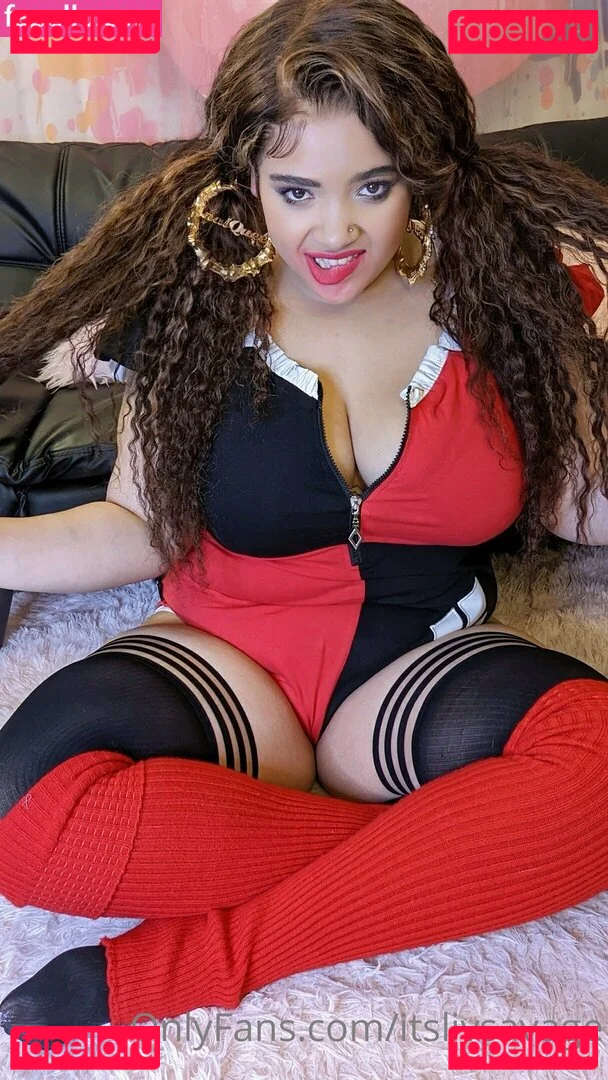 itslivsavage Onlyfans Photo Gallery 