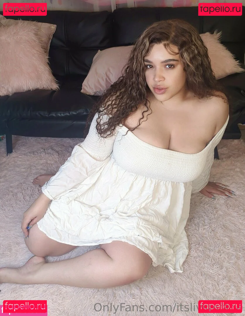 itslivsavage Onlyfans Photo Gallery 