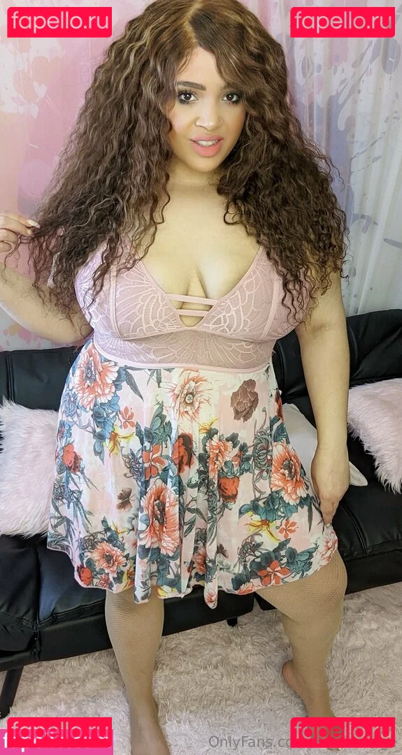 itslivsavage Onlyfans Photo Gallery 