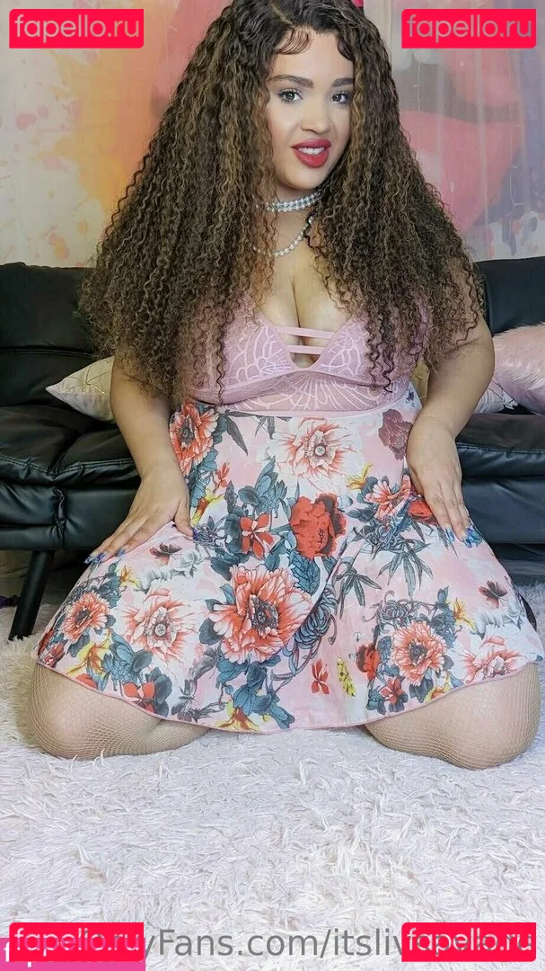 itslivsavage Onlyfans Photo Gallery 