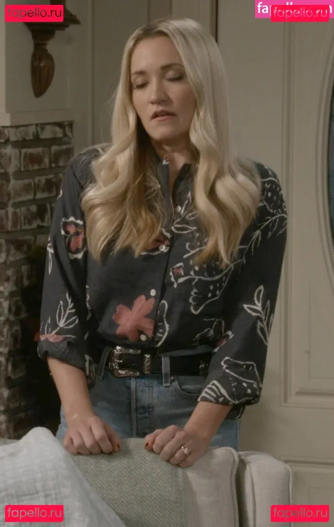 Emily Osment Onlyfans Photo Gallery 