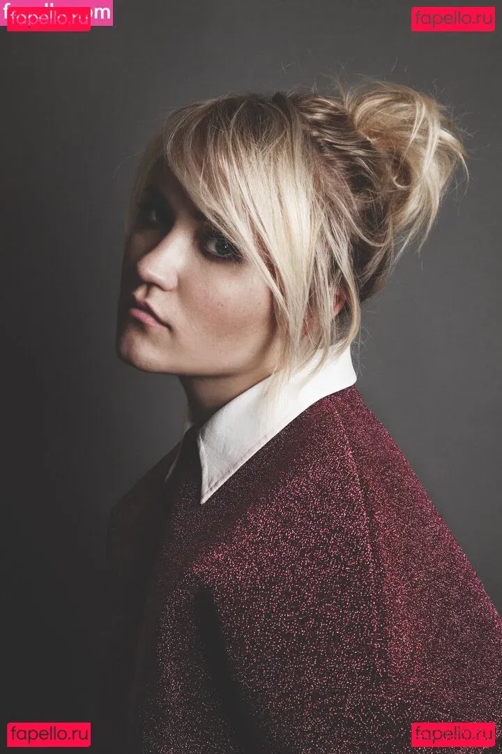 Emily Osment Onlyfans Photo Gallery 