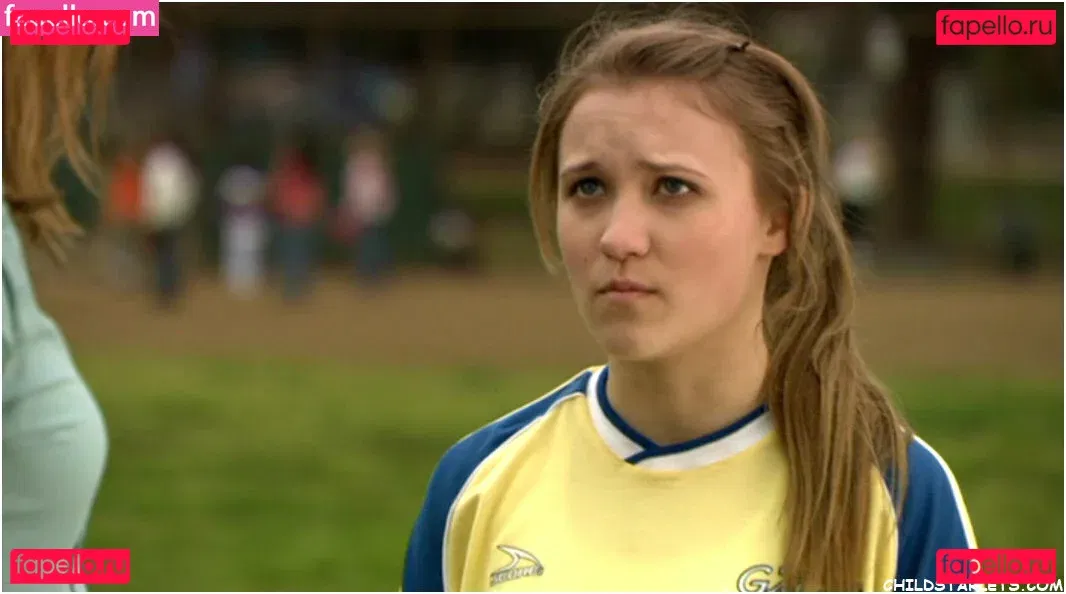 Emily Osment Onlyfans Photo Gallery 