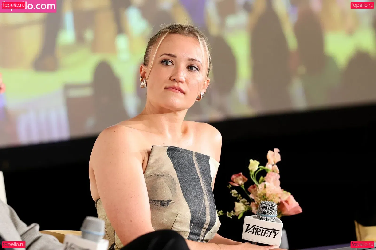 Emily Osment Onlyfans Photo Gallery 