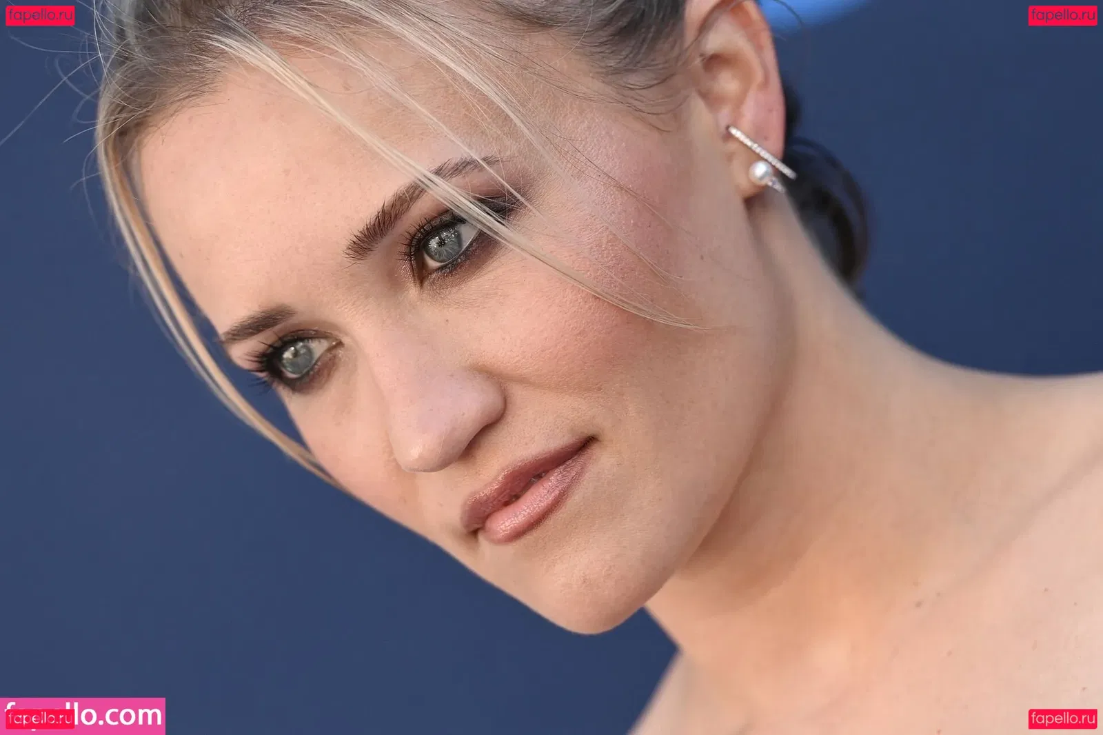 Emily Osment Onlyfans Photo Gallery 