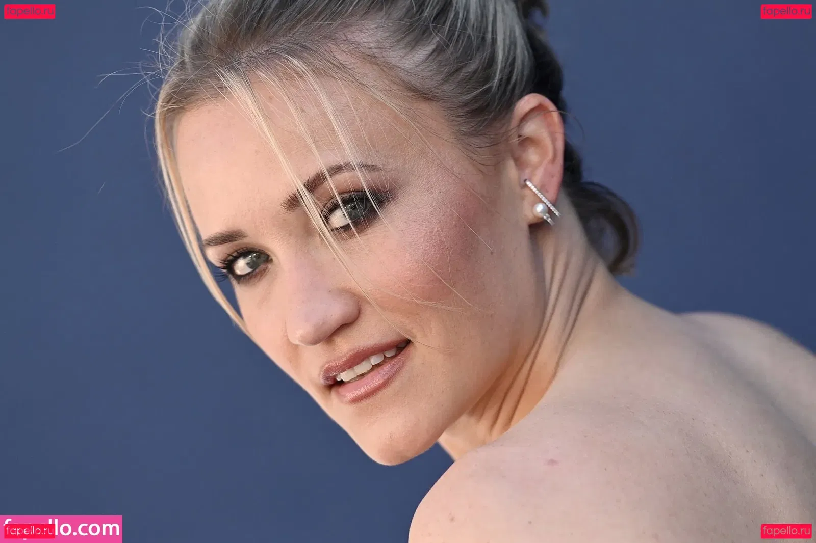 Emily Osment Onlyfans Photo Gallery 