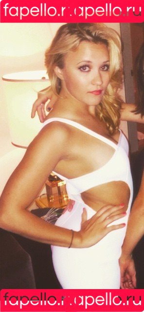 Emily Osment Onlyfans Photo Gallery 