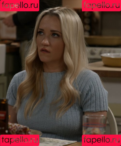 Emily Osment Onlyfans Photo Gallery 