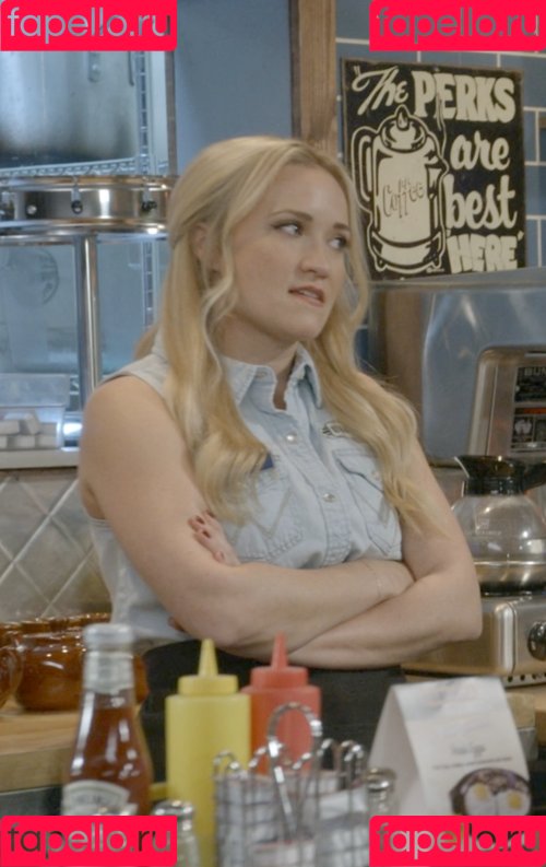 Emily Osment Onlyfans Photo Gallery 