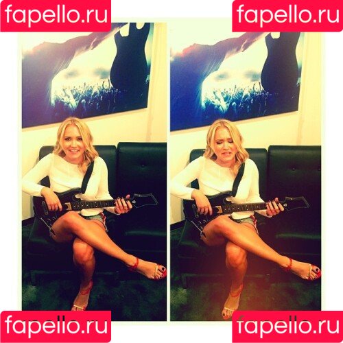 Emily Osment Onlyfans Photo Gallery 