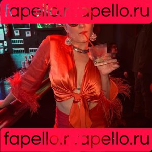 Emily Osment Onlyfans Photo Gallery 