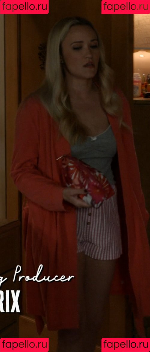 Emily Osment Onlyfans Photo Gallery 