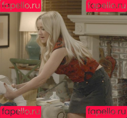 Emily Osment Onlyfans Photo Gallery 