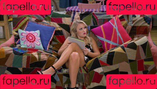 Emily Osment Onlyfans Photo Gallery 