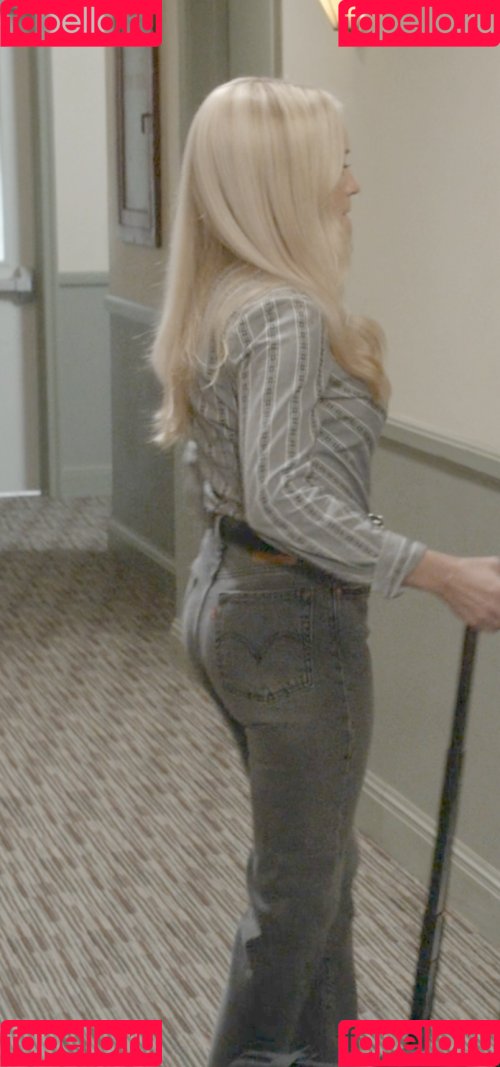 Emily Osment Onlyfans Photo Gallery 