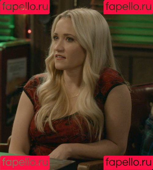 Emily Osment Onlyfans Photo Gallery 