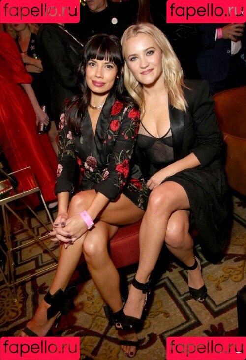 Emily Osment Onlyfans Photo Gallery 