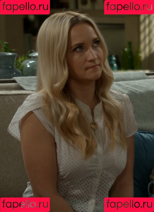 Emily Osment Onlyfans Photo Gallery 