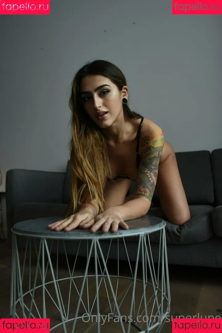 superlupe Onlyfans Photo Gallery 