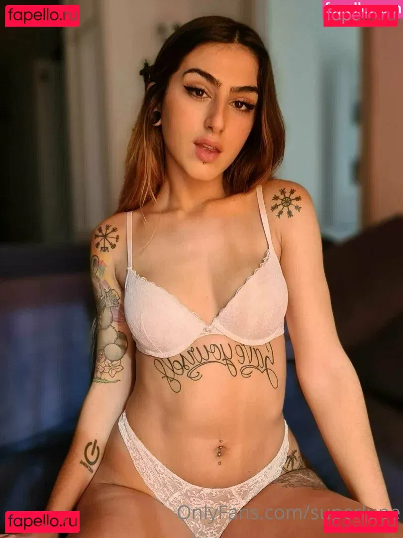 superlupe Onlyfans Photo Gallery 