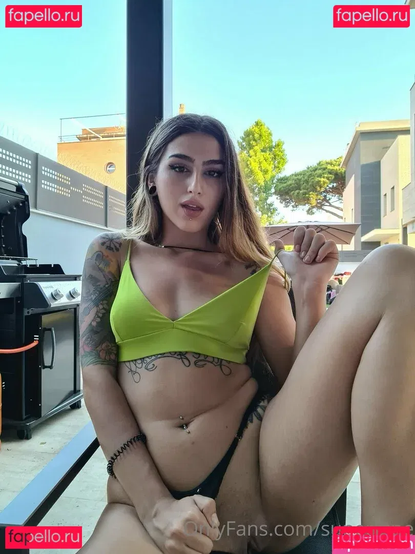 superlupe Onlyfans Photo Gallery 