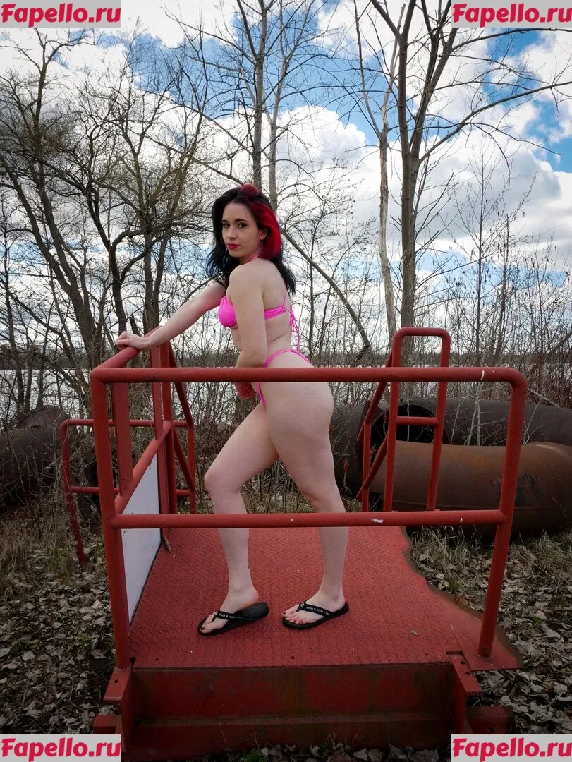 SunfyreTv Onlyfans Photo Gallery 