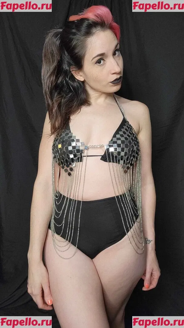 SunfyreTv Onlyfans Photo Gallery 