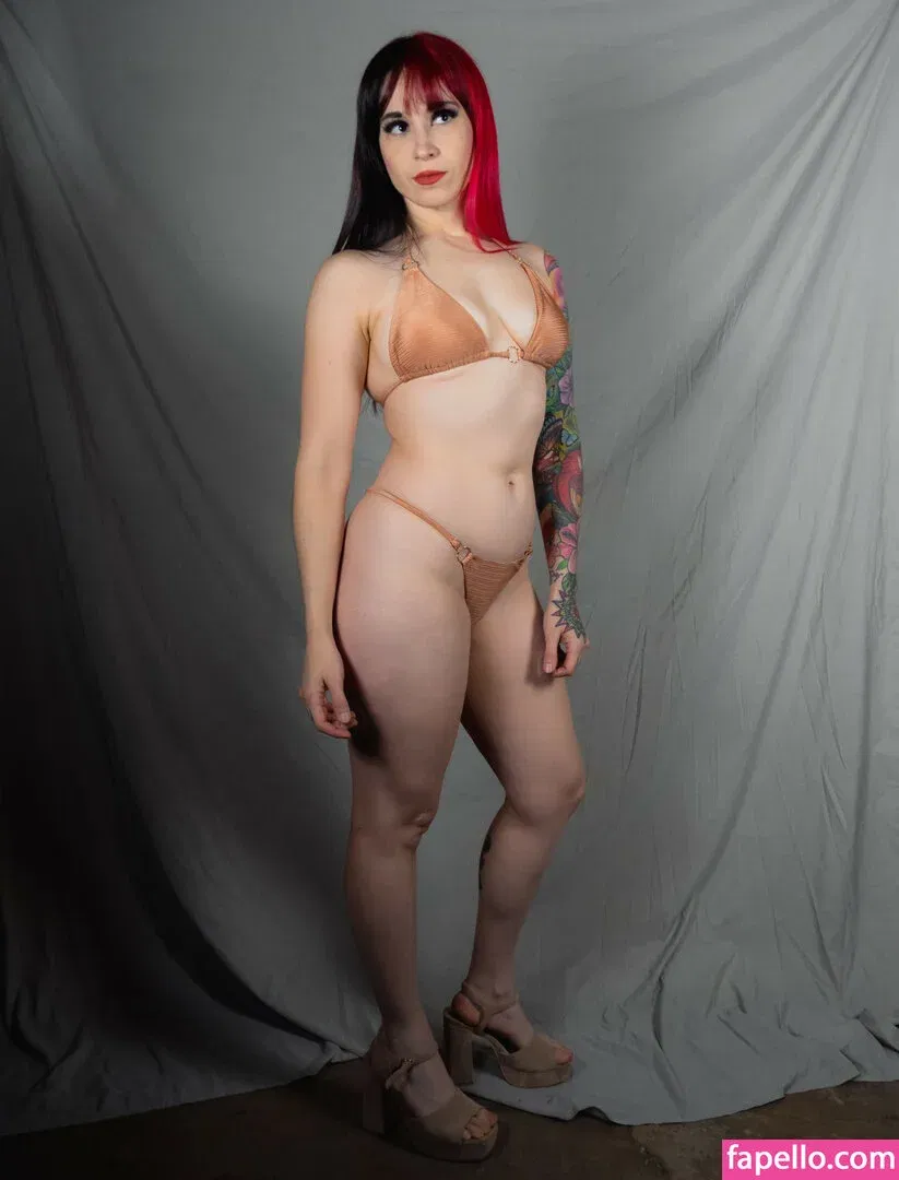 SunfyreTv Onlyfans Photo Gallery 