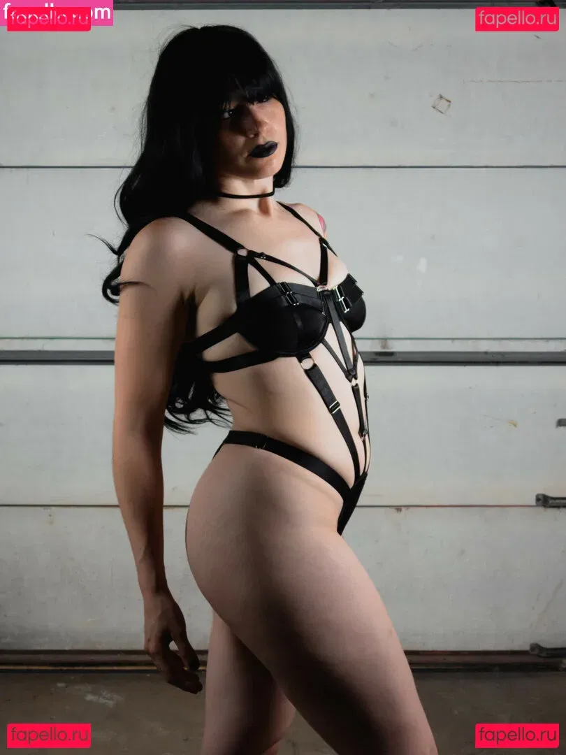 SunfyreTv Onlyfans Photo Gallery 