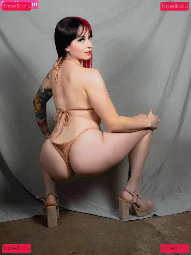 SunfyreTv Onlyfans Photo Gallery 