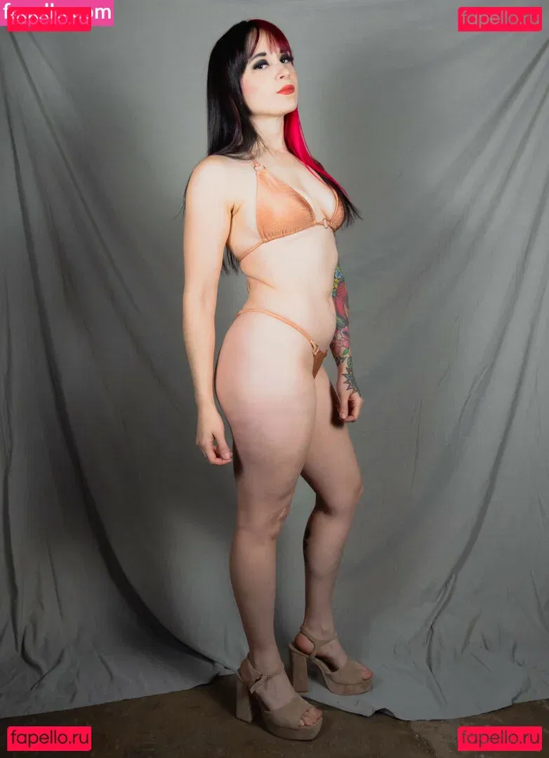 SunfyreTv Onlyfans Photo Gallery 