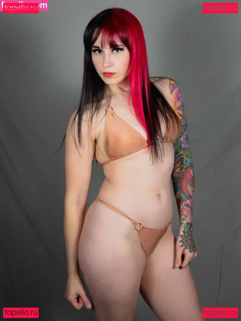 SunfyreTv Onlyfans Photo Gallery 