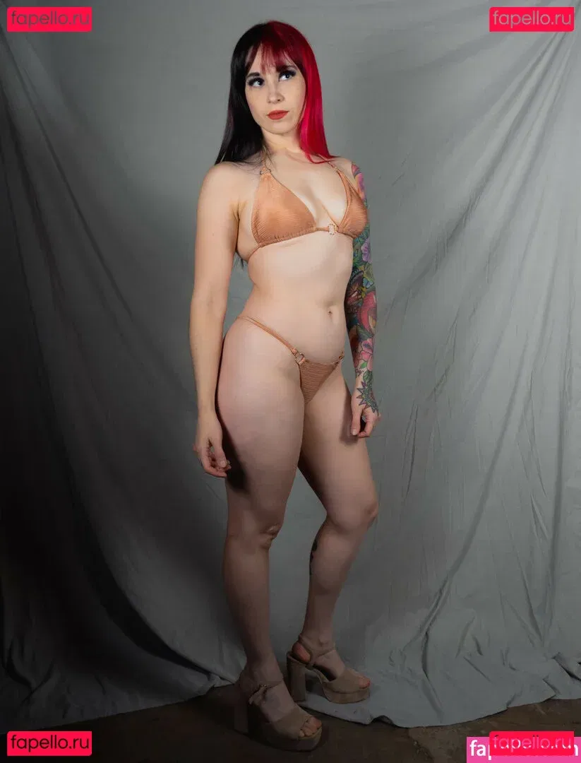 SunfyreTv Onlyfans Photo Gallery 