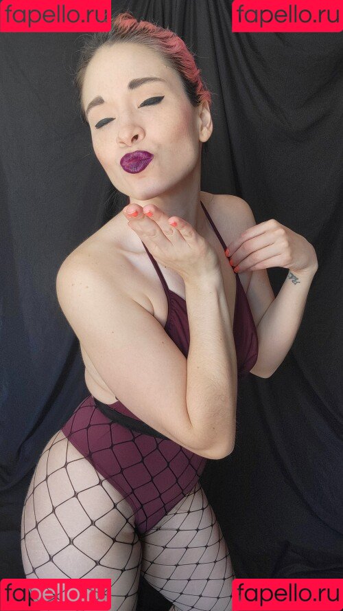 SunfyreTv Onlyfans Photo Gallery 