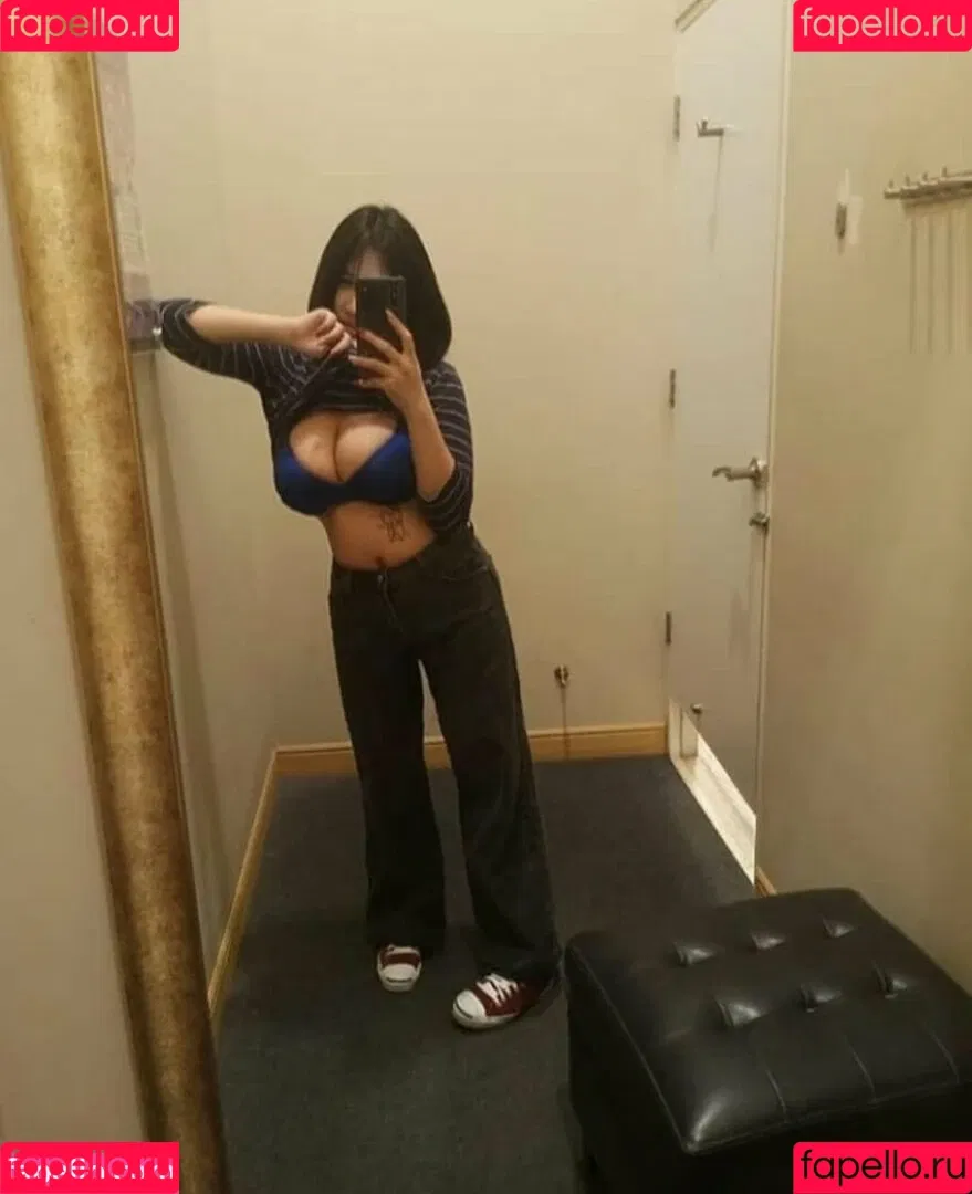 Warunee Thanyaphu Onlyfans Photo Gallery 