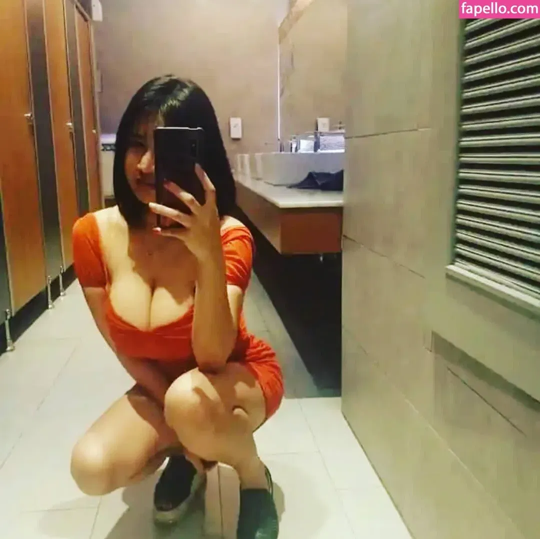 Warunee Thanyaphu Onlyfans Photo Gallery 