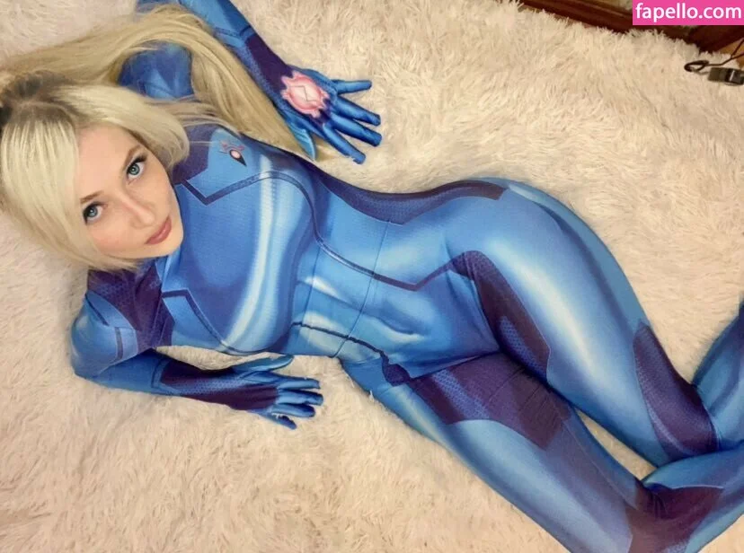 Vivii Plays Onlyfans Photo Gallery 