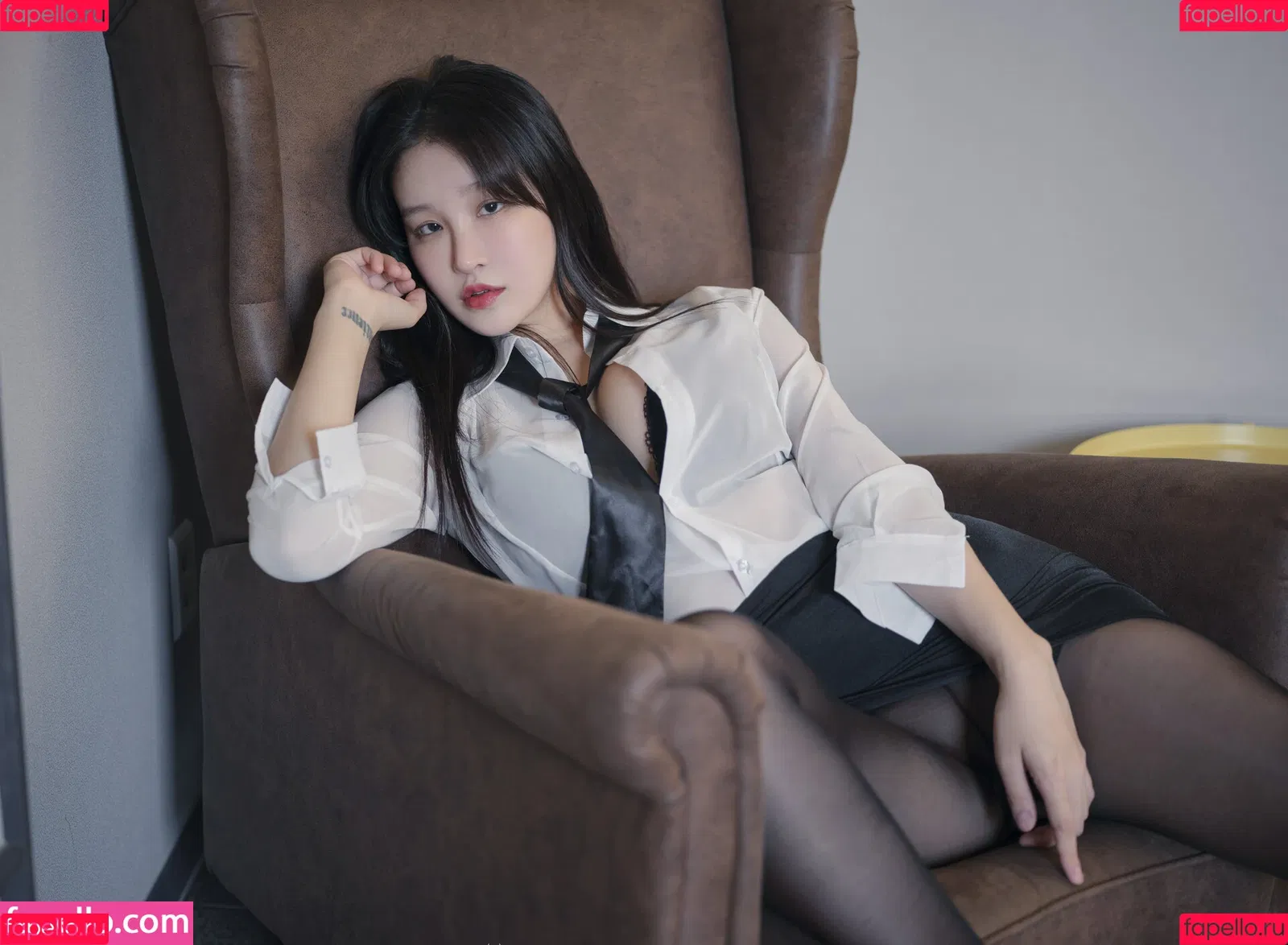 Lee Seol 이설 Onlyfans Photo Gallery 