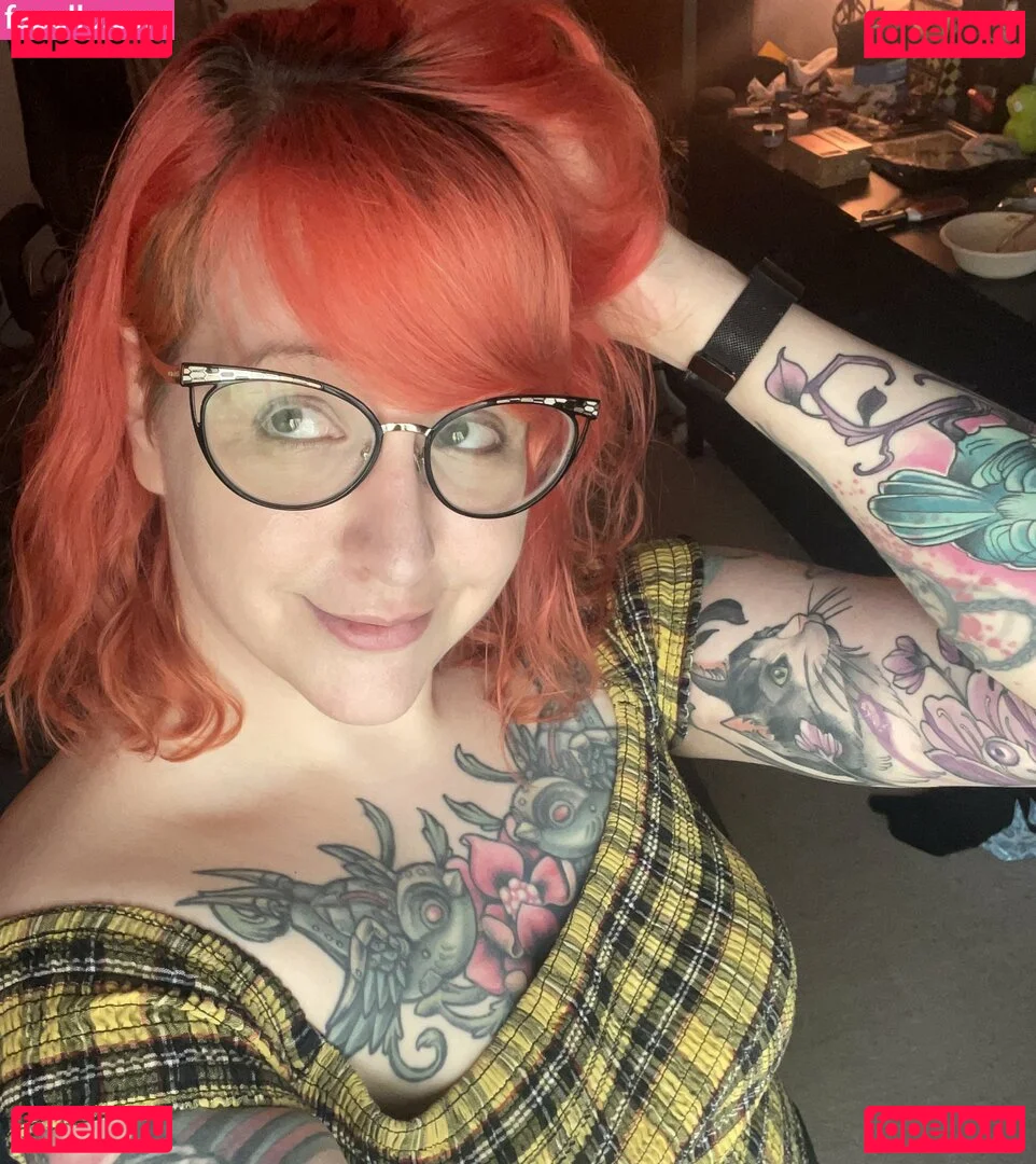 PushingUpRoses Onlyfans Photo Gallery 