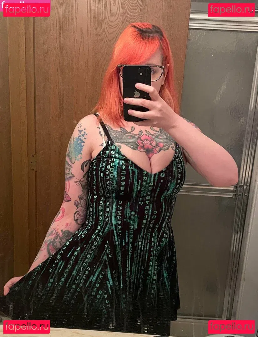 PushingUpRoses Onlyfans Photo Gallery 