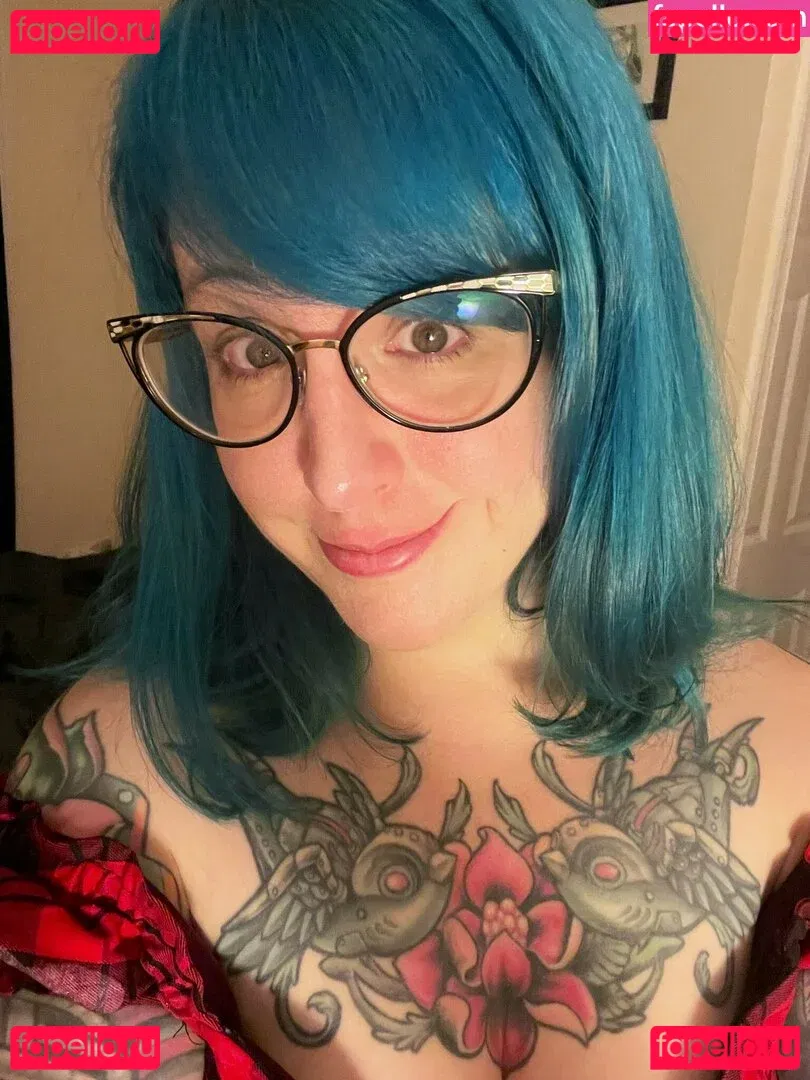 PushingUpRoses Onlyfans Photo Gallery 