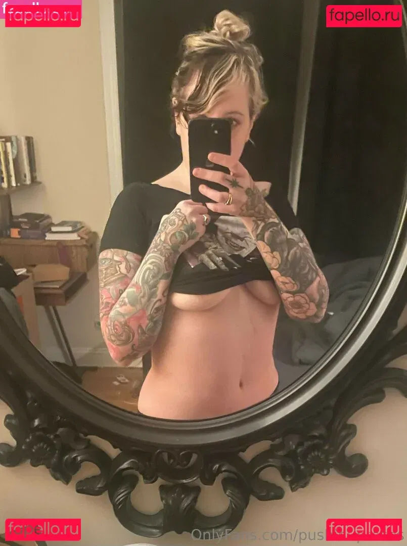 PushingUpRoses Onlyfans Photo Gallery 