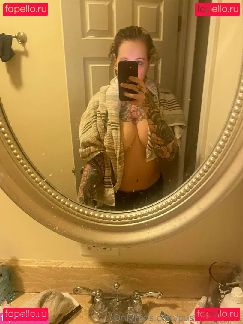 PushingUpRoses Onlyfans Photo Gallery 