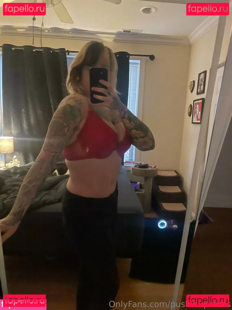 PushingUpRoses Onlyfans Photo Gallery 